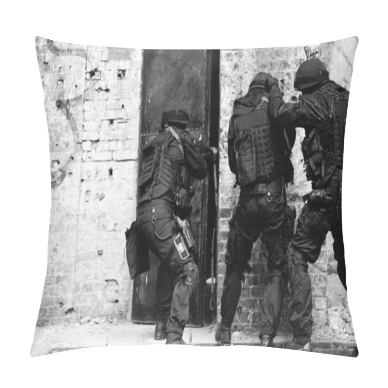 Personality  Subdivision Anti-terrorist Police Pillow Covers