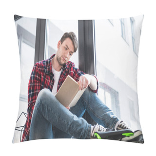 Personality  Man Reading Book Pillow Covers