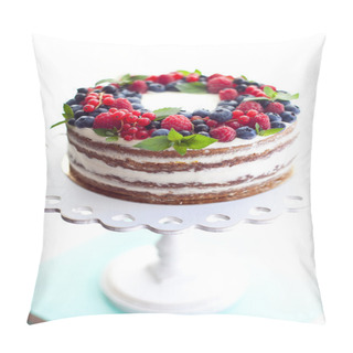 Personality  Naked Cake With Wreath Of Fruits Pillow Covers