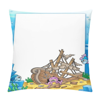 Personality  Frame With Shipwreck In Sea Pillow Covers