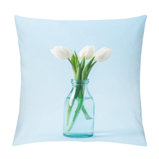 Personality  Bouquet Of White Tulips In Transparent Glass Vase On Blue Background Pillow Covers