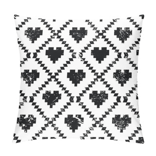 Personality  Seamless Aztec Tribal Pattern With Hearts - Grunge, Retro Style Pillow Covers