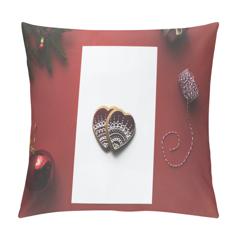 Personality  christmas card with gingerbread cookies pillow covers