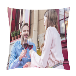 Personality  Happy Young Couple Clinking Wine Glasses While Sitting At Table In Street Cafe Pillow Covers