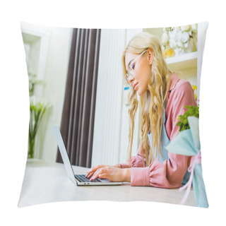 Personality  Beautiful Focused Female Flower Shop Owner In Glasses Sitting At Desk And Using Laptop Pillow Covers