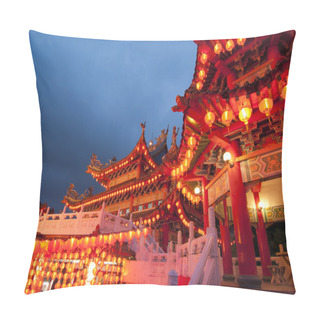 Personality  Famous Thean Hou Temple In Malaysia During Chinese New Year Celebration Pillow Covers