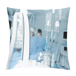 Personality  Surgeons In Operating Room Pillow Covers