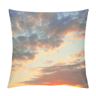 Personality  Breathtaking View Of Sunset Cloudy Sky Pillow Covers