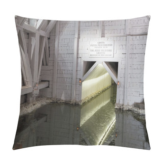 Personality  Beautiful Interior Of Famous Salt Mine Pillow Covers