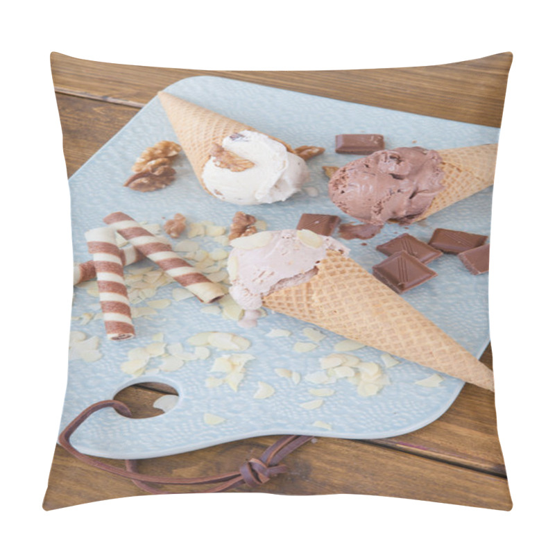Personality  Scoops of  ice cream pillow covers