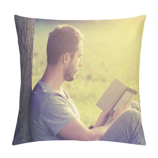 Personality  Young Man Reading E-book Pillow Covers