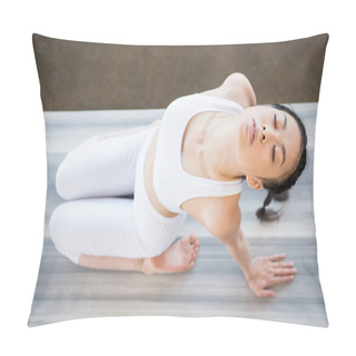 Personality  Asian Girl In Backward Bending Pose Pillow Covers