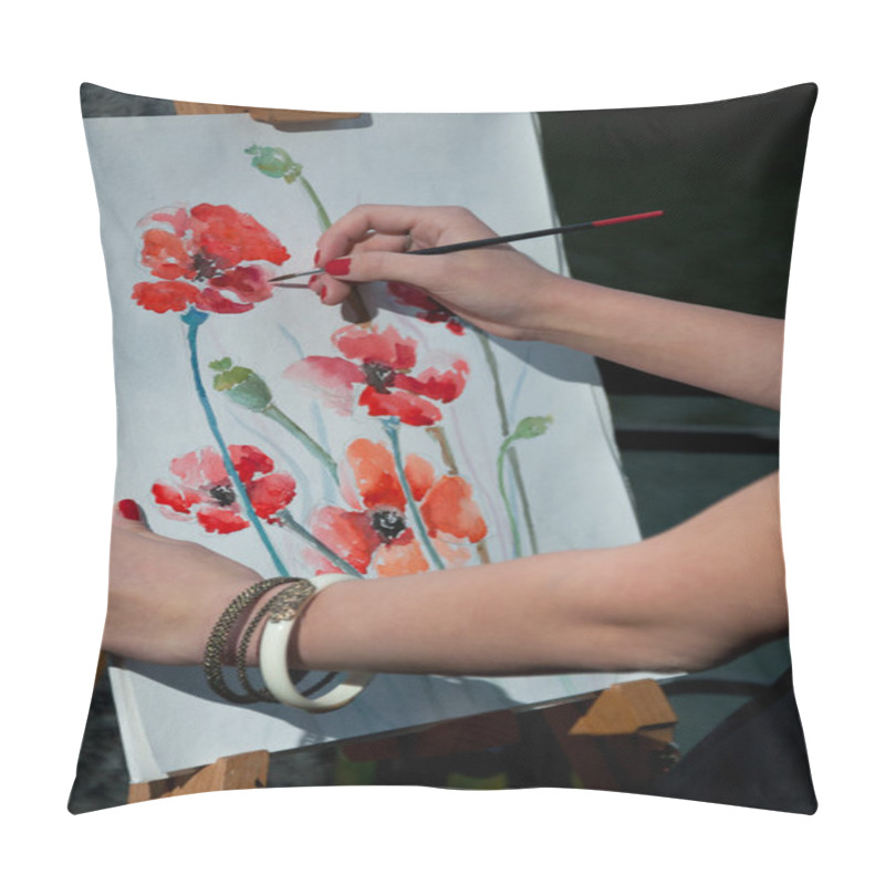 Personality  The Artist Draws A Picture On Canvas Pillow Covers