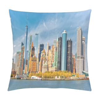 Personality  Downtown New York Skyline Panorama Viewed From A Boat Sailing The Upper Bay Pillow Covers