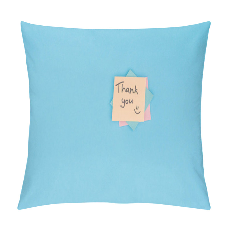 Personality  colorful sticky notes with thank you lettering isolated on blue background pillow covers