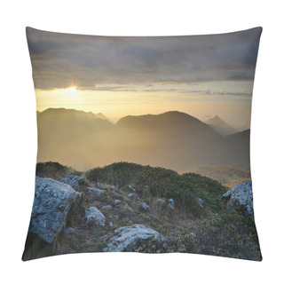 Personality  Magic Light At Sunrise Pillow Covers