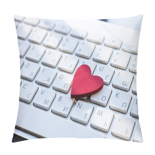 Personality  Small Heart On The Keyboard Pillow Covers