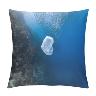 Personality  Single-use Plastic And School Of Fish In A Shallow Reef. Plastic Is A Major Contributor Of Pollution In The Ocean. Pillow Covers