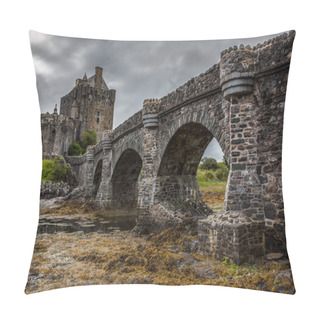 Personality  Eilean Donan Castle, Scotland, Uk Pillow Covers