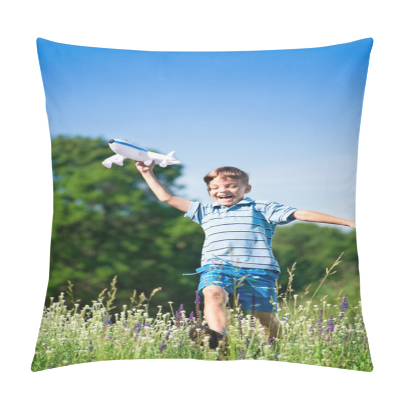 Personality  Boy with plane pillow covers