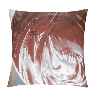 Personality  Thorough Mixing Of The Liquid Chocolate For Dessert Cooking Pillow Covers