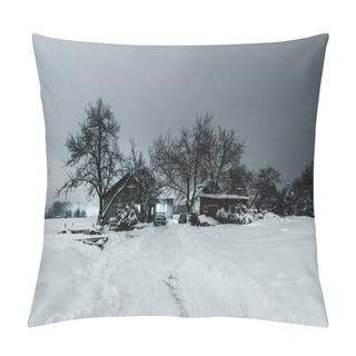 Personality  Wooden Houses In Carpathian Mountains In Winter At Night Pillow Covers