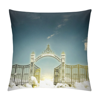 Personality  3d Illustration Of The Heaven Gate Pillow Covers