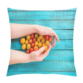 Personality  Hands Holding Cherry-tomatoes Pillow Covers