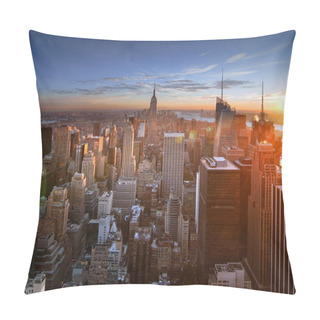 Personality  Sunset Over Manhattan Pillow Covers