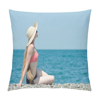 Personality  Beautiful Girl In A Swimsuit And Hat Sits On A Beach On A Background Of The Sea Pillow Covers