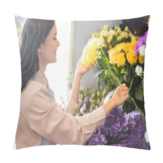 Personality  Side View Of Happy Florist Caring About Yellow Aster Near Range Of Flowers On Blurred Background Pillow Covers
