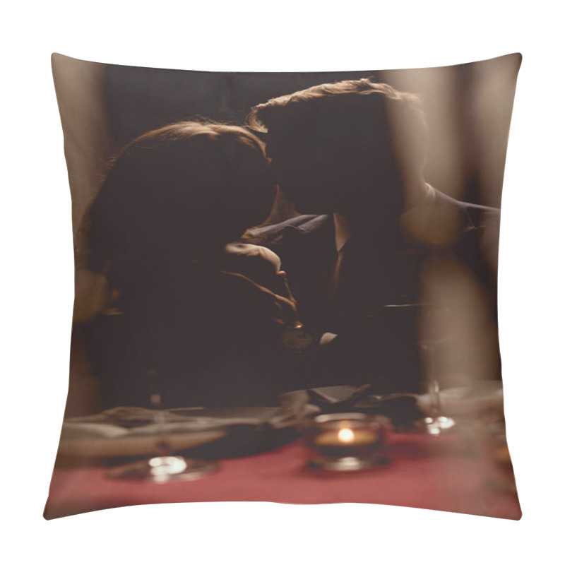 Personality  Silhouette Of Couple During Romantic Date In Restaurant Pillow Covers