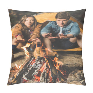 Personality  Couple Warming Hands With Bonfire Pillow Covers