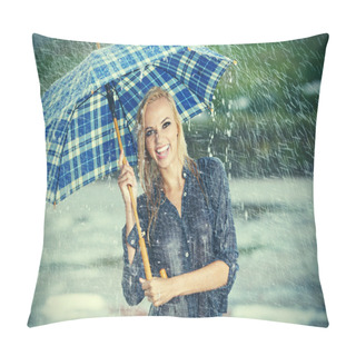 Personality  Girl With Umbrella. Photo In Old Color Image Style. Pillow Covers