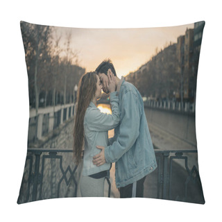 Personality  Young Lovers Kissing In A Beautiful Sunset. Valentine's Day Pillow Covers