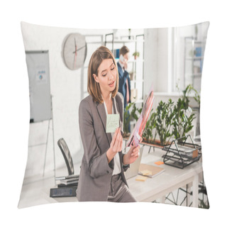 Personality  Selective Focus Of Businesswoman Holding Sticky Note With Later Lettering And Magazine In Hands With Coworker On Background, Procrastination Concept Pillow Covers