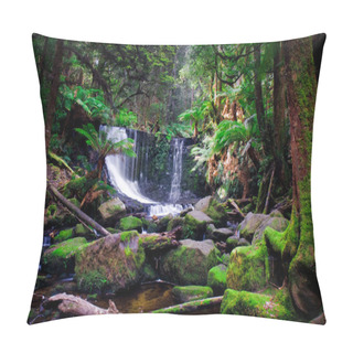 Personality  Stunning Waterfall Pillow Covers