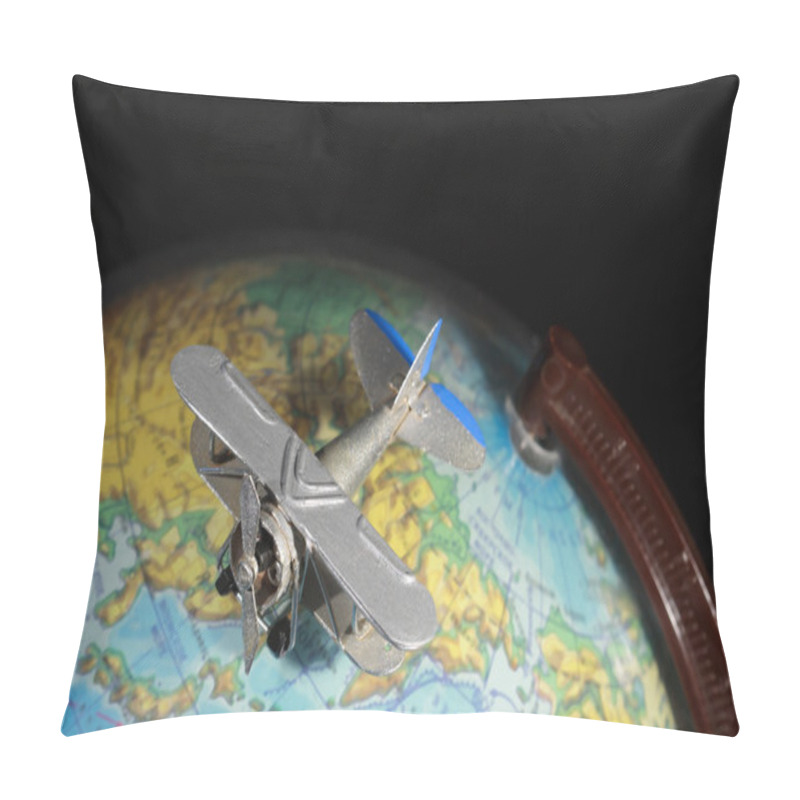 Personality  Airplane On Globe pillow covers