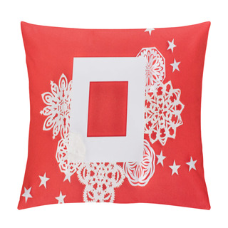 Personality  White Christmas Frame With Stars And Paper Snowflakes Around, Isolated On Red   Pillow Covers