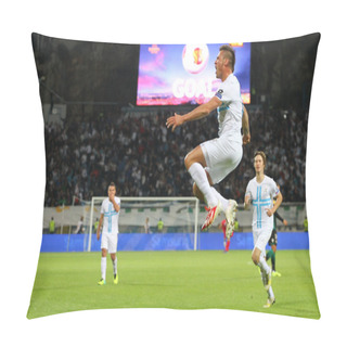 Personality  Soccer Players Celebrate A Score Pillow Covers