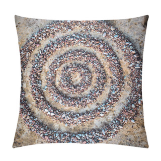 Personality  Circles From Stones Pillow Covers