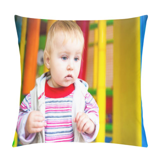 Personality  Little Girl In The Classroom Early Development Pillow Covers