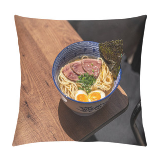 Personality  Bowl Of Japanese Ramen Noodle Soup With Beef Pastrami On Cafe Table Pillow Covers