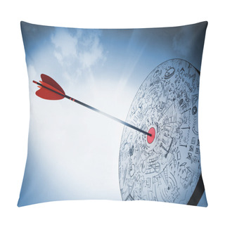 Personality  Target Hit In Middle By Arrow Pillow Covers