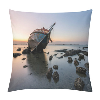 Personality  Beautiful Sunset  ,boat Crashes In The Sea , Landscape  Thailand Pillow Covers