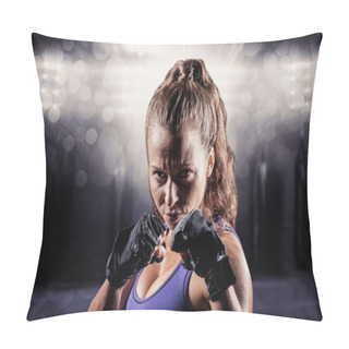 Personality  Woman With Fighting Stance Pillow Covers