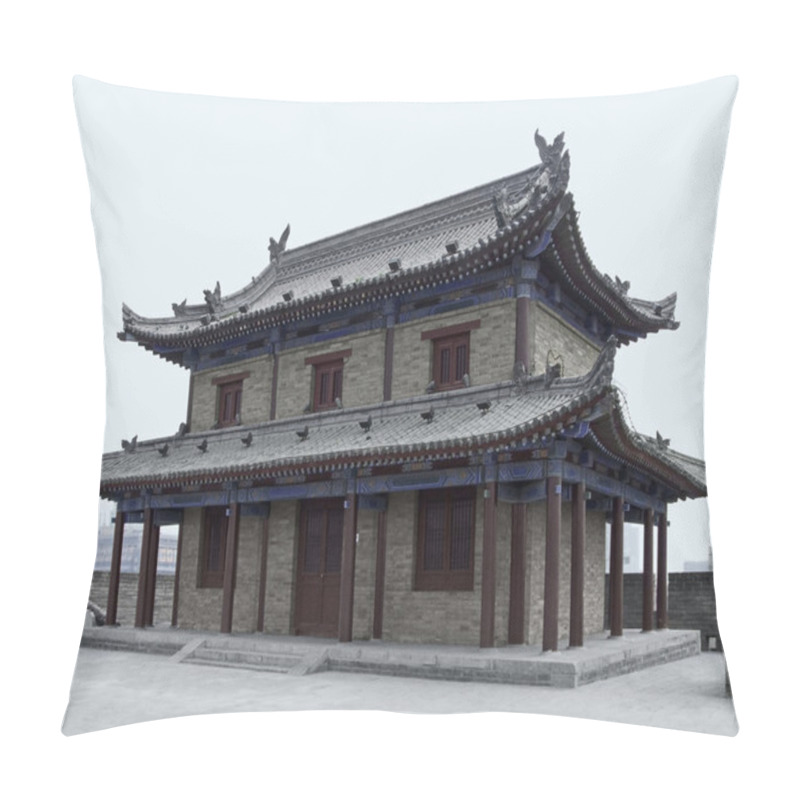 Personality  Upon the city wall of Xian pillow covers