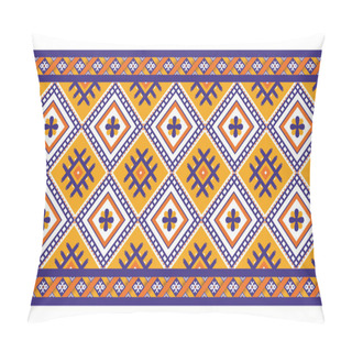 Personality  Ethnic Geometric American, Western, And Aztec Motif Pattern Style. Tribal Seamless Pattern Design For Fabric, Curtain, Background, Sarong, Wallpaper, Clothing, Wrapping, Batik, Tile, Home Decorating, And Interior. Ethnic Vector Illustration Pattern. Pillow Covers