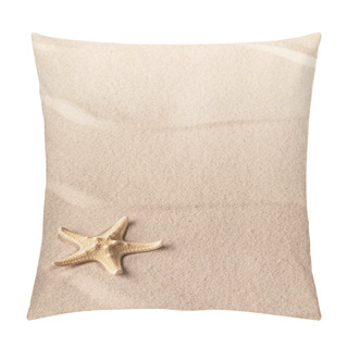 Personality  One Single Starfish On Rippled Tropical Beach Sand. Concept With Seastar For Freedom And Vacation. Textured Background With Copy Space. Pillow Covers