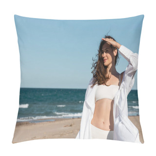 Personality  Positive Young Woman In White Shirt And Swimsuit Near Blue Sea On Sandy Beach Pillow Covers